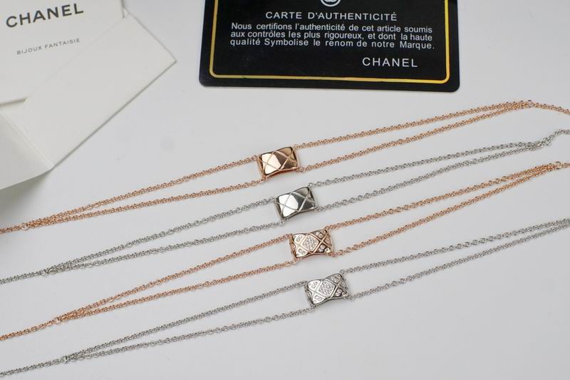 Chanel Necklace 05yxs38